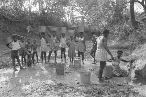 Collecting water, San Basilio de Palenque, Colombia, 1977