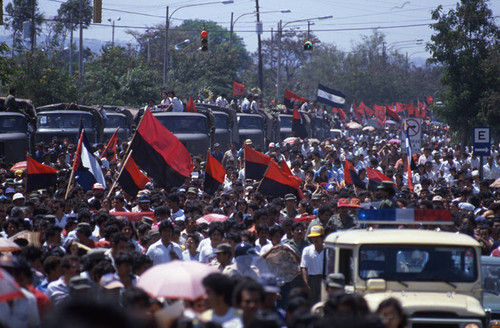 A mobilized crowd seeks justice, Nicaragua, 1983