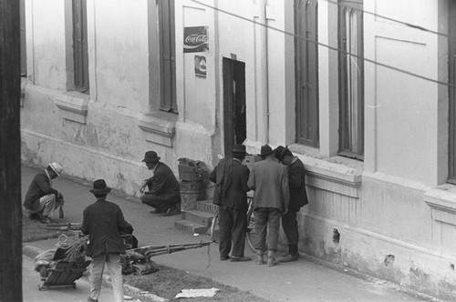 Daytime socializing, Bogotá, Colombia, 1976