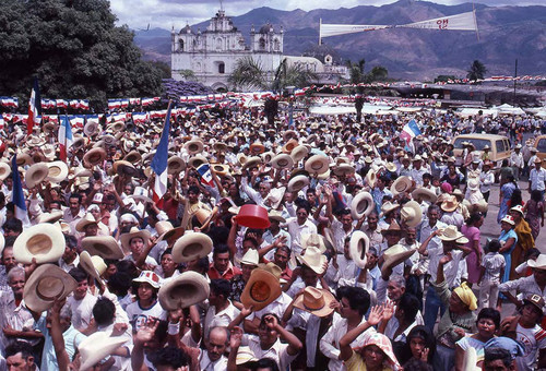 Crowd of people at a Sandoval campaign rally, Guatemala, 1982