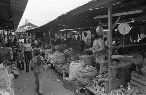 A day at a market, Tunjuelito, Colombia, 1977