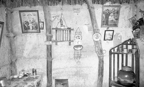 Home interior, San Basilio de Palenque, 1976