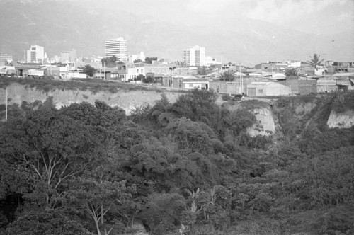 Soil erosion and the city, Bucaramanga, Colombia, 1975