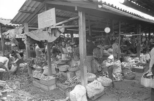 A day at a market, Tunjuelito, Colombia, 1977