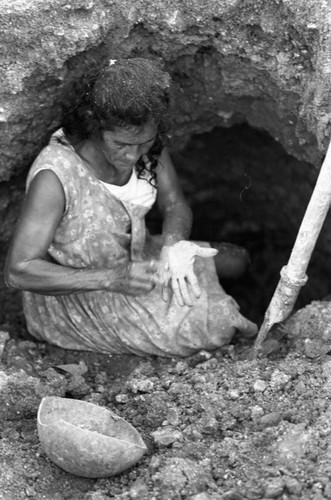 Women extracting clay, La Chamba, Colombia, 1975