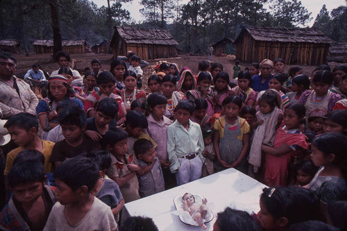 Guatemalan refugees celebrate Christmas, Santiago el Vértice, 1982