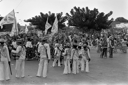 Cumbiamba Agua P'a Mi dancers performing, Barranquilla, Colombia, 1977