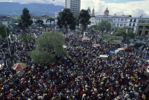 Large crowd at the Blacks and Whites Carnival, Nariño, Colombia, 1979