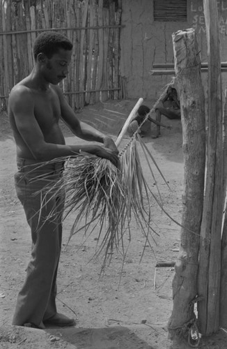 Broom making, San Basilio de Palenque, 1977