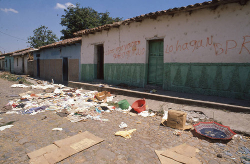 Abandoned village, San Lorenzo, Ahuachapán, El Salvador, 1981