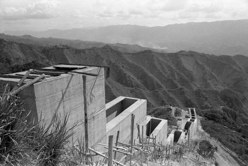 Slurry wall, Bucaramanga, Colombia, 1975