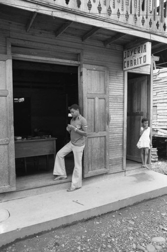 A man and a little girl standing, Barbacoas, Colombia, 1979