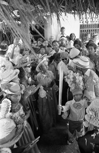 Crowd watching dancers, Barranquilla, Colombia, 1977