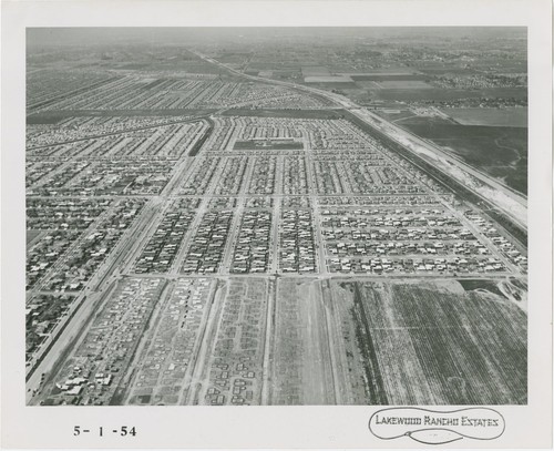 Cliff May: Lakewood Rancho Estates (Long Beach, Calif.)