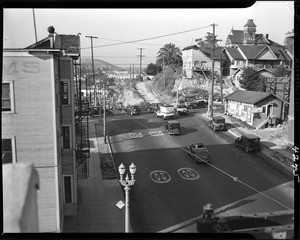 Traffic congestion at Figueroa and First, 1937