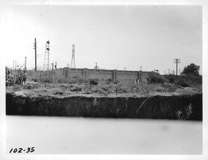 Incomplete underpass at Washington Street and Union Pacific tracks near Stockyards, Los Angeles, 1934