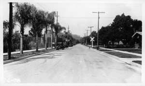 Bank Street grade crossing, Southern Pacific Pasadena Branch, looking west on Bank Street showing restricted visibility, Los Angeles County, 1926
