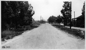 Oak Avenue from point north of Santa Fe crossing looking south, Los Angeles County, 1928