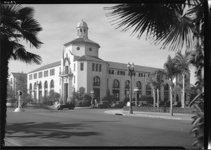 Club headquarters-intersection of Figueroa and Adams, Los Angeles, 1928