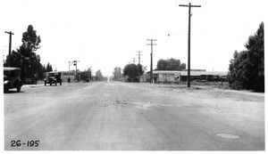 Grade crossing Reseda Avenue with S.P. Main Line at Zelzah, looking south from north side of tracks, Los Angeles County, 1926