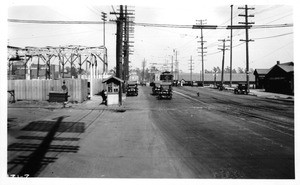 View of viaduct over the Los Angeles River on Aliso Street, Los Angeles, 1923