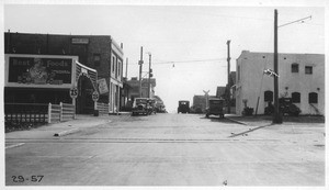 Navy Street crossing looking west, Los Angeles, 1929