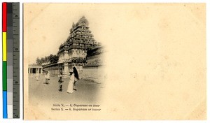 People in front of the tower of a temple, India, ca.1920-1940