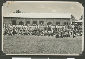 Outschool teachers, Chogoria, Kenya, August 1949