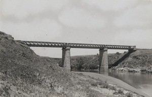 The railway bridge in Maseru over the Caledon river