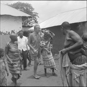 Members of Action Apostolique Commune (AAC) visiting a village