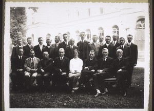 First Class 1930 with teaching staff and the Inspectors