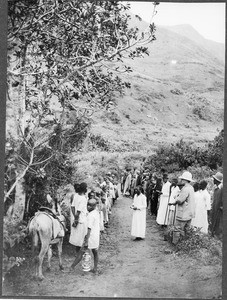 Missionary Guth at the out-school in Chome, Tanzania, 1927