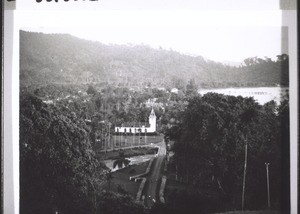 Church in Victoria, in the foreground the Limbe with bridge, in the background on the right: Victoria's jetty