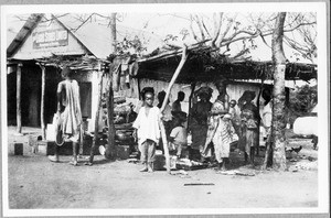 Women at a shop, Tanzania, ca. 1907-1930