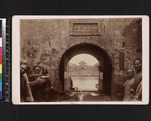 Crowd around gateway, Wuhan, China, ca. 1885-1890