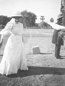 Helene Sodemann ankommer til Madras i 1895, hvor hun blev gift med KFUM missionær Johan Edvard Bittmann, udsendt af DMS til Sydindien, 1895-1923