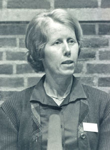 Anna Marie Wemmelund-Nielsen. Lærereksamen fra Haslev Seminarium, 1964. Lower Cambridge Examination, London 1965. Kursus på Selly Oak Colleges, Birmingham, 1966-67. Udsendt af DMS/Danmission til Tanzania, 1967-2005. Arbejdsområder: Bukoba 1968-69 - som forberedelse til Ntoma Husholdningsskole. Leder af denne skole, 1969-74. Sognemedhjælper i Bukoba, 1975-76. Lektioner i kristendom, Bukoba Secondary School, 1976-87. Leder af Bukoba Kirkecenter, 1987-2005. Fratrådt i 2005, men boede fortsat i Bukoba som aktiv pensionist. (Anvendt i: DMS Årbog 1982)