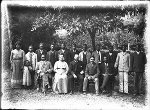 Teachers and students of Lemana Training Institution, Lemana, Limpopo, South Africa, ca. 1906-1907