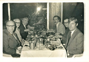 A gathering in Bookshop auspices. From left Andre Geha MECC, Jørgen Nørgaard Pedersen DMS, ?, f