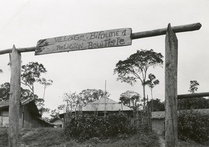 Village Bifoune, in Gabon