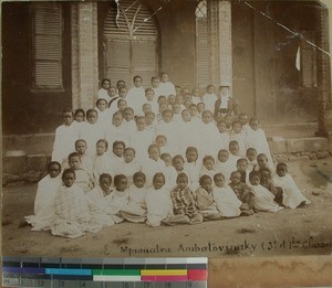 Hesselina de Groot together with students at Ambatovinaky School, Antananarivo, Madagascar, ca.1901