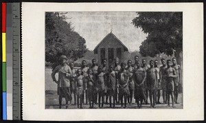 Catechist with students, Kanzenze, Congo, ca.1920-1940