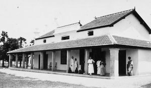 Danish Mission Hospital, Tirukoilur, Arcot, South India, 1936. The women's department, ahead of