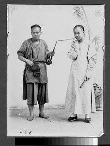 Selling puffs on a pipe, Sichuan, China, ca.1900-1920