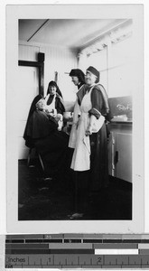 Maryknoll Sisters washing dishes, Wailuku, Hawaii, 1945