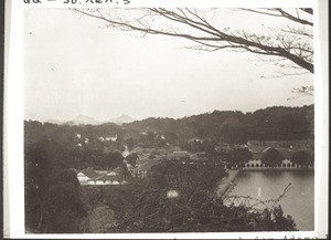 Kandy, Blick über die Anlagen nach dem Adams Pik