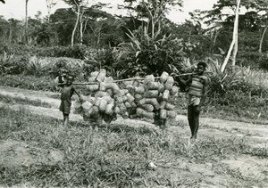 Baskets made by lepers, in Ebeigne, Gabon