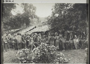 Market scene in Kudat (Borneo): Dusun people