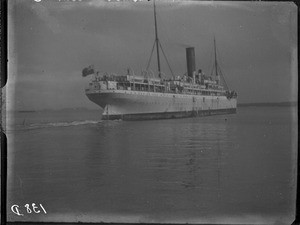 From southern Africa to Europe on board the Dover Castle, 1909