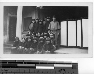 Maryknoll Sisters with prospective postulants at Meixien, China, 1934